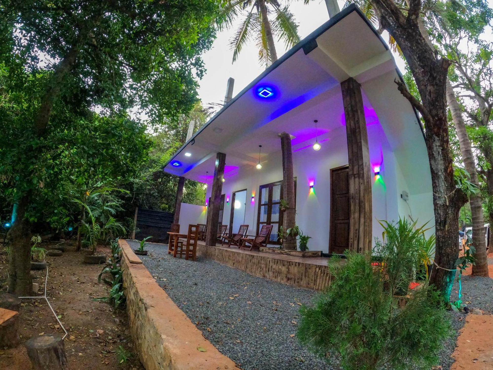 Nature Lotus Villa ดัมบูลลา ภายนอก รูปภาพ