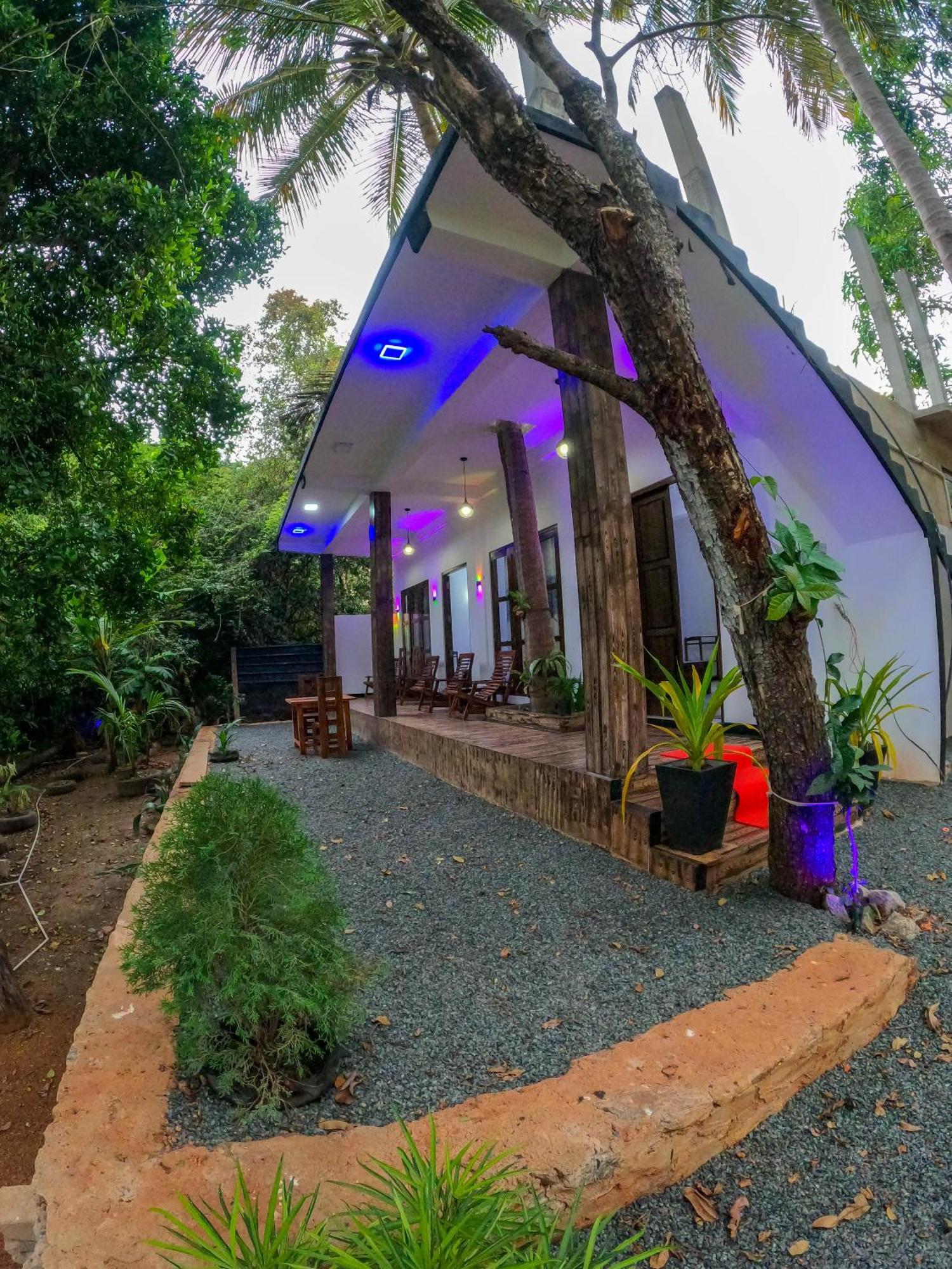 Nature Lotus Villa ดัมบูลลา ภายนอก รูปภาพ