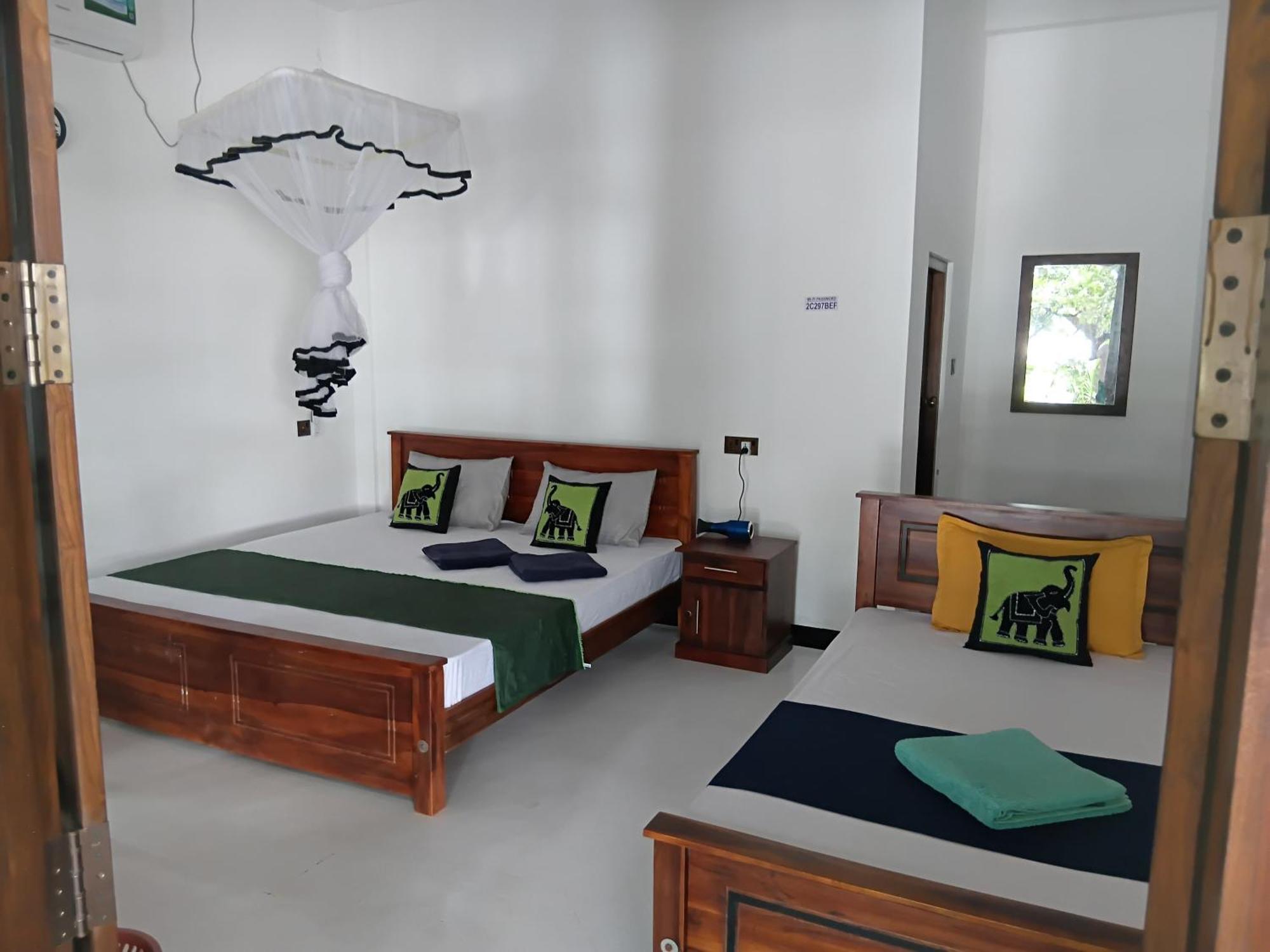 Nature Lotus Villa ดัมบูลลา ภายนอก รูปภาพ